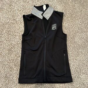 Oiselle size small vest